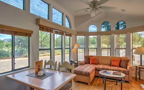 Imagen de la habitación del Hotel Sedona Pines Resort. Foto 4