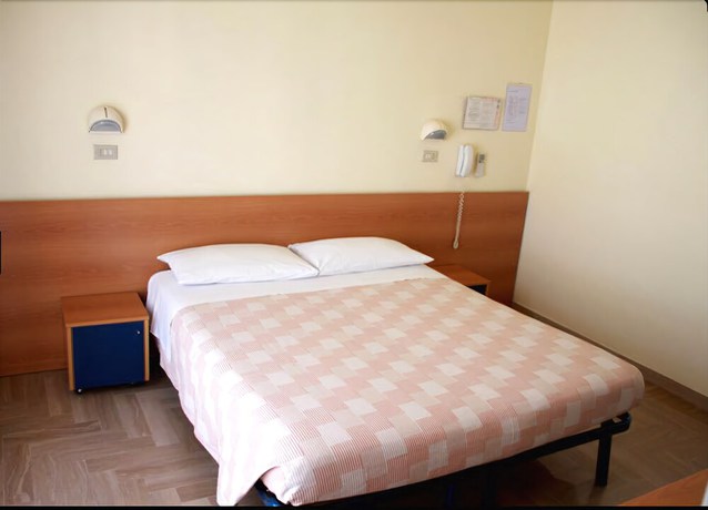 Imagen de la habitación del Hotel Sedonia, Pinarella di Cervia. Foto 7