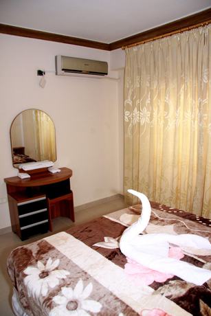 Imagen de la habitación del Hotel Sedrah. Foto 5