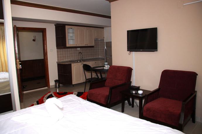 Imagen de la habitación del Hotel Sedrah. Foto 8