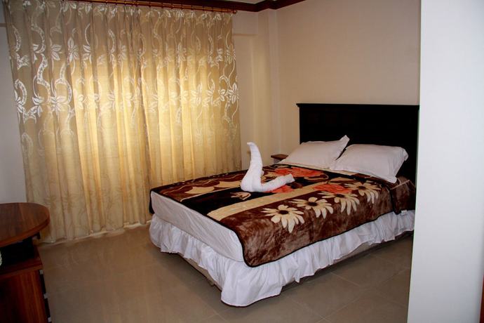 Imagen de la habitación del Hotel Sedrah. Foto 16