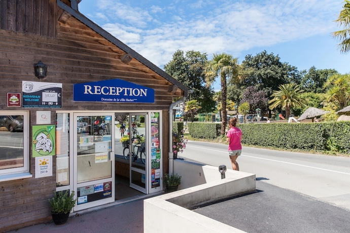 Imagen de los interiores del Hotel See Breizh Camping La Ville Huchet. Foto 17