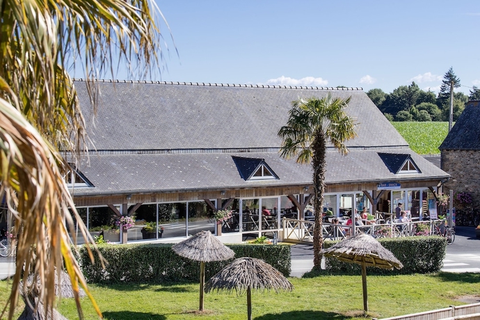 Imagen de los exteriores del Hotel See Breizh Camping La Ville Huchet. Foto 16