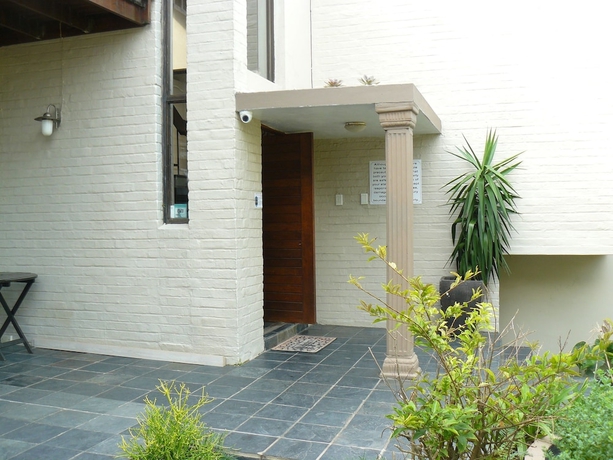 Imagen de los interiores del Hotel See More Guest House. Foto 18