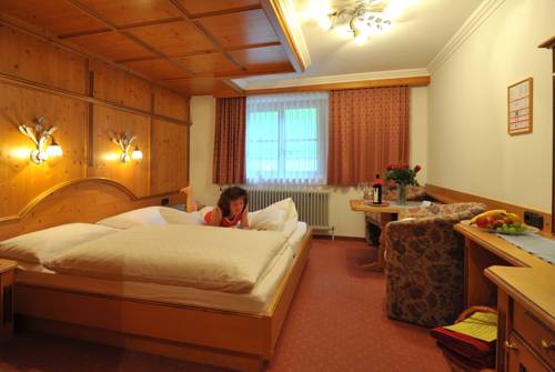 Imagen de la habitación del Hotel Seeblick, Goldegg. Foto 8