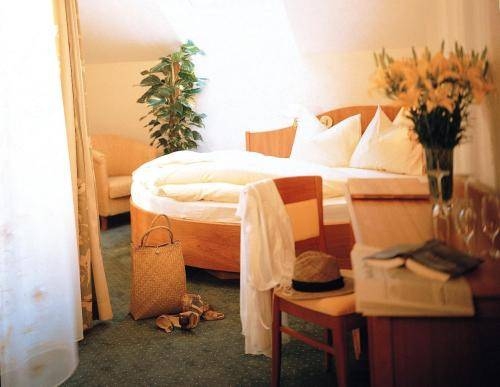 Imagen general del Hotel Seeboeckenhotel Zum Weissen Hirschen. Foto 11