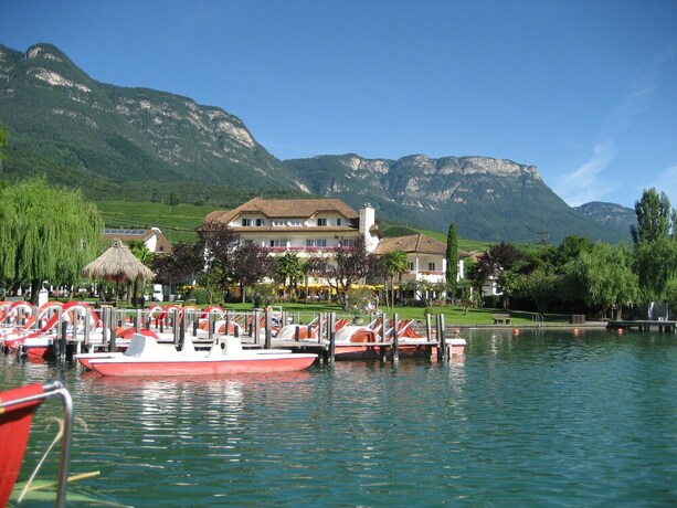 Imagen general del Hotel Seegarten, St. Josef am See - San Giuseppe al Lago. Foto 14