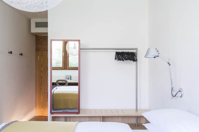 Imagen de la habitación del Hotel Seehotel Ambach. Foto 6