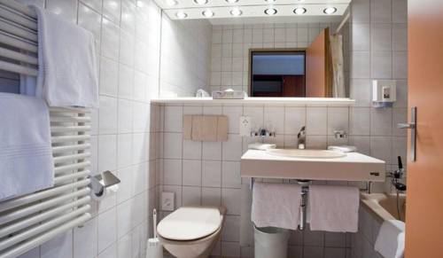 Imagen de la habitación del Hotel Seehotel Bönigen. Foto 13