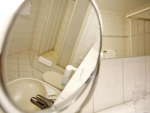 Imagen de la habitación del Hotel Seehotel Ecktannen. Foto 6