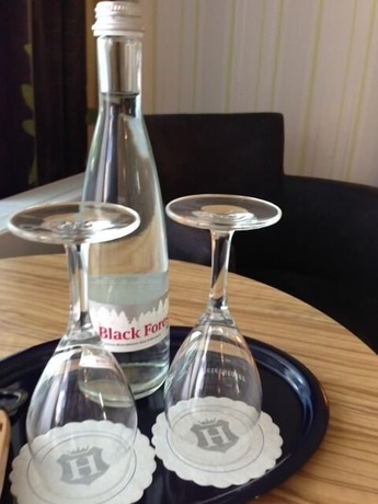 Imagen de la habitación del Hotel Seehotel Forst. Foto 5