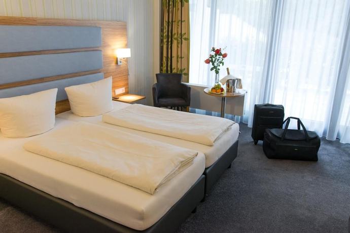 Imagen de la habitación del Hotel Seehotel Forst. Foto 8