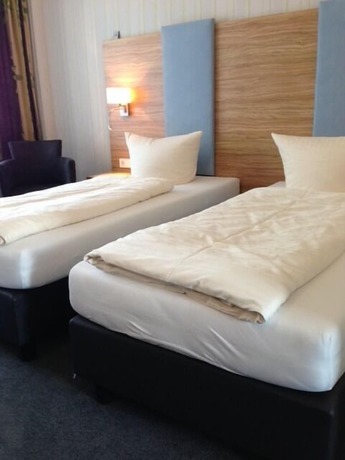 Imagen de la habitación del Hotel Seehotel Forst. Foto 14