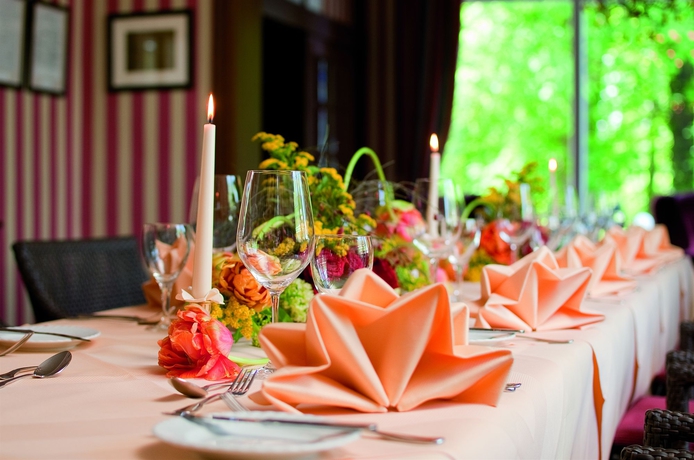 Imagen del bar/restaurante del Hotel Seehotel Frankenhorst, Signature Collection. Foto 4