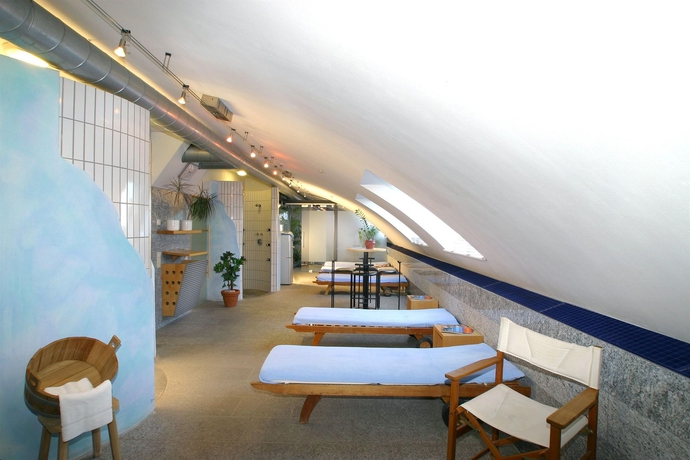 Imagen de la piscina del Hotel Seehotel Friedrichshafen. Foto 9