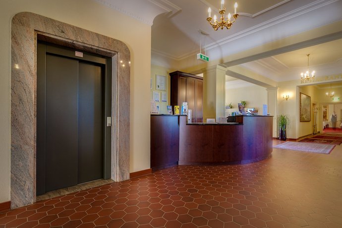Imagen de los interiores del Hotel Seehotel Grossraeschen. Foto 17