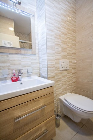 Imagen de la habitación del Hotel Seehotel Helvetia. Foto 14