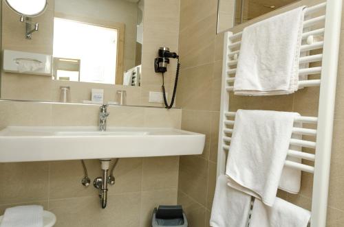 Imagen de la habitación del Hotel Seehotel Herlinde. Foto 5