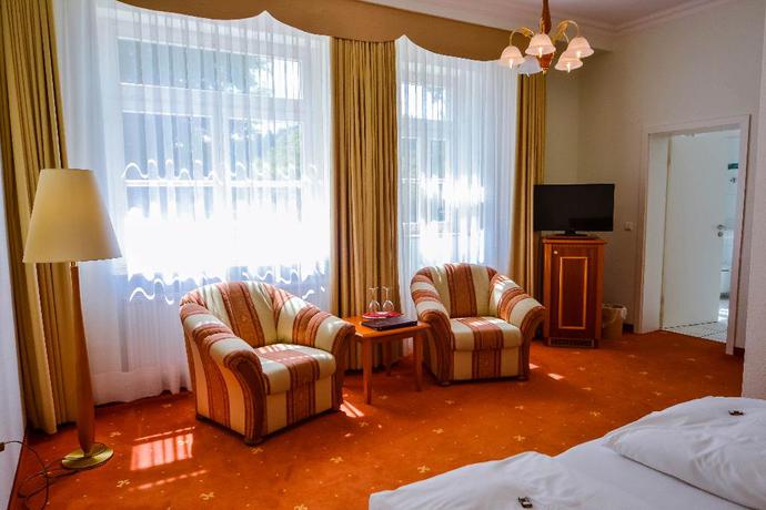 Imagen de la habitación del Hotel Seehotel Hubertus Schluchsee. Foto 6