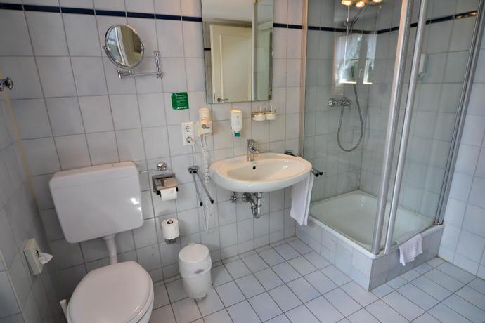 Imagen de la habitación del Hotel Seehotel Hubertus Schluchsee. Foto 10