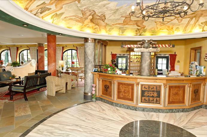 Imagen de los interiores del Hotel Seehotel J&auml;gerwirt. Foto 20