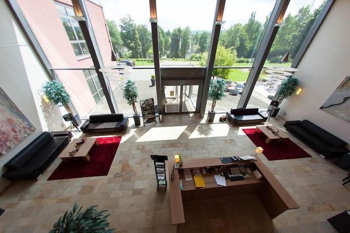 Imagen de los interiores del Hotel Seehotel Kell am See. Foto 16