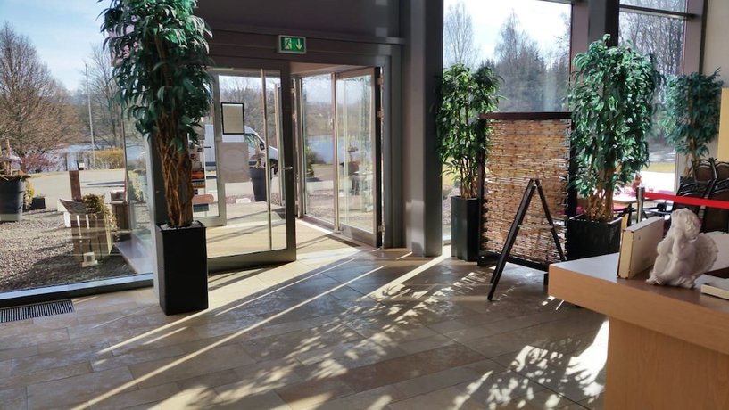 Imagen de los interiores del Hotel Seehotel Kell am See. Foto 18