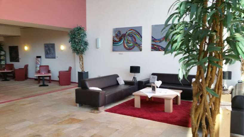 Imagen de los interiores del Hotel Seehotel Kell am See. Foto 19
