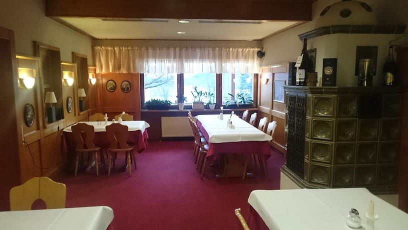 Imagen del bar/restaurante del Hotel Seehotel Losheim. Foto 3