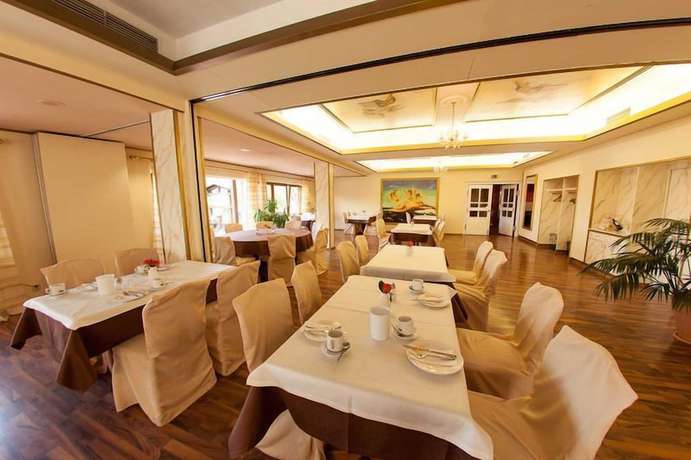 Imagen de los interiores del Hotel Seehotel Losheim. Foto 19
