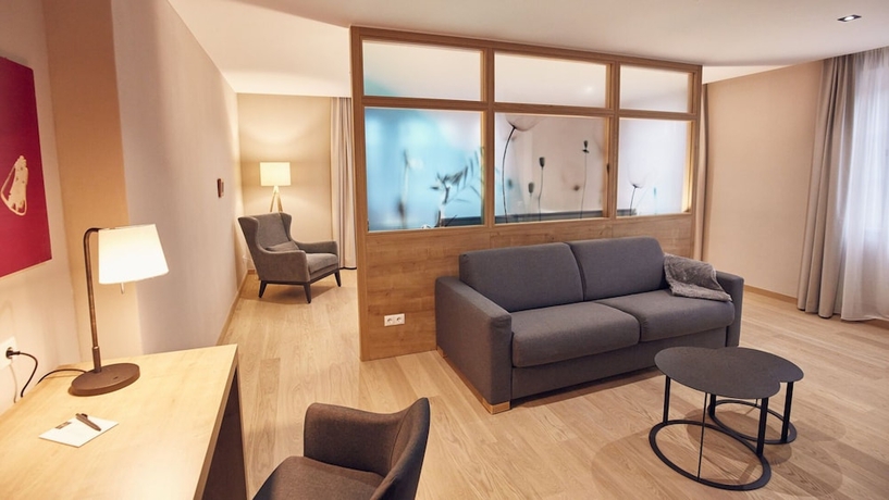 Imagen de la habitación del Hotel Seehotel Maria Laach. Foto 7