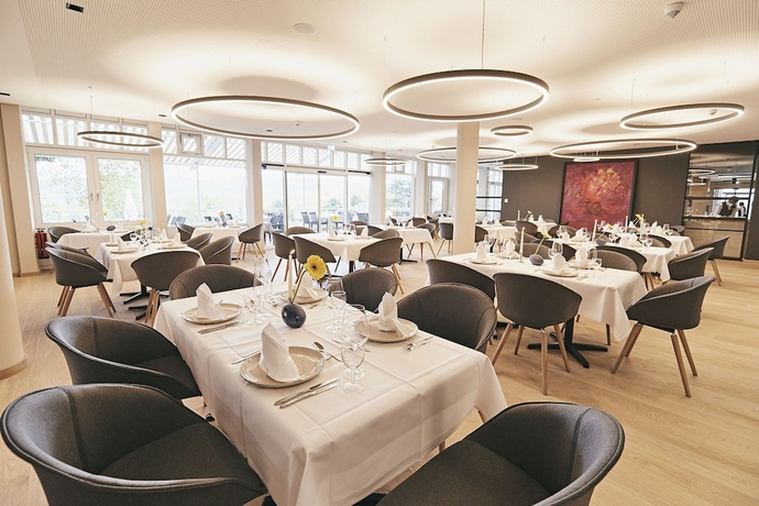 Imagen del bar/restaurante del Hotel Seehotel Maria Laach. Foto 2