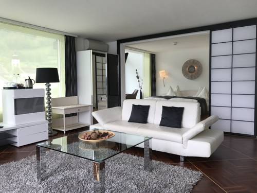 Imagen de la habitación del Hotel Seehotel Pilatus. Foto 4