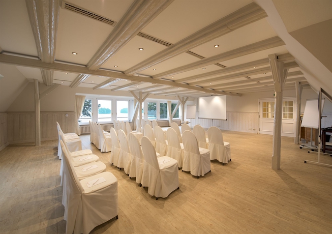 Imagen de los interiores del Hotel Seehotel T&ouml;pferhaus. Foto 15
