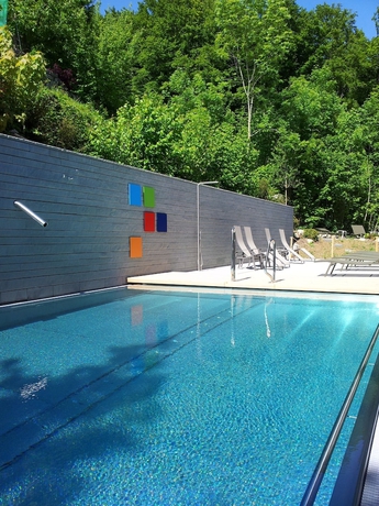 Imagen de la piscina del Hotel Seehotel Wilerbad. Foto 19