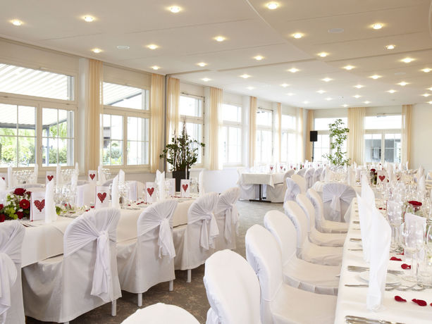 Imagen del bar/restaurante del Hotel Seehotel Winkelried. Foto 10