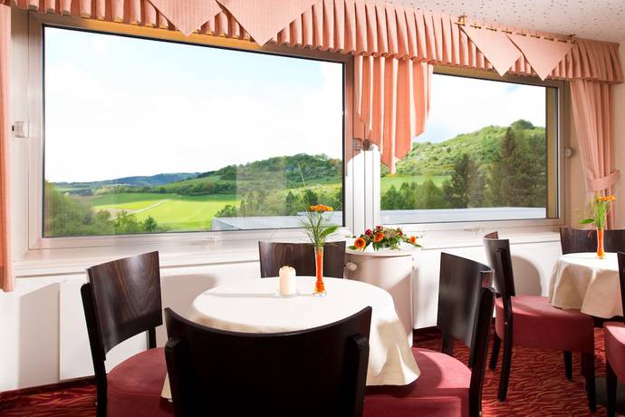 Imagen del bar/restaurante del Hotel Seehotel am Stausee. Foto 2