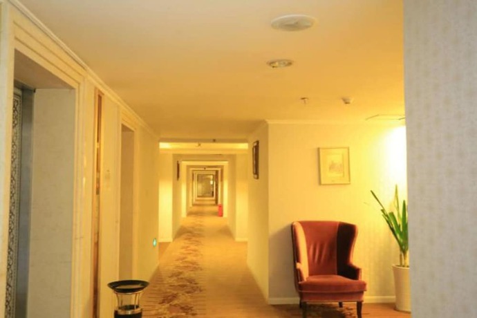 Imagen de los interiores del Hotel Seeker Hotel. Foto 10
