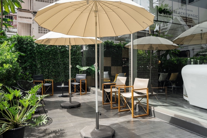 Imagen de los interiores del Hotel Seekers Finders Rama IV Hotel, SureStay Collection. Foto 15