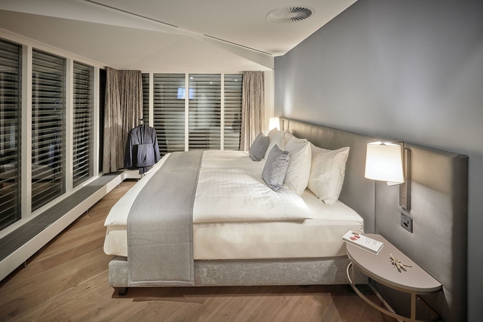Imagen de la habitación del Hotel Seepark Thun. Foto 2