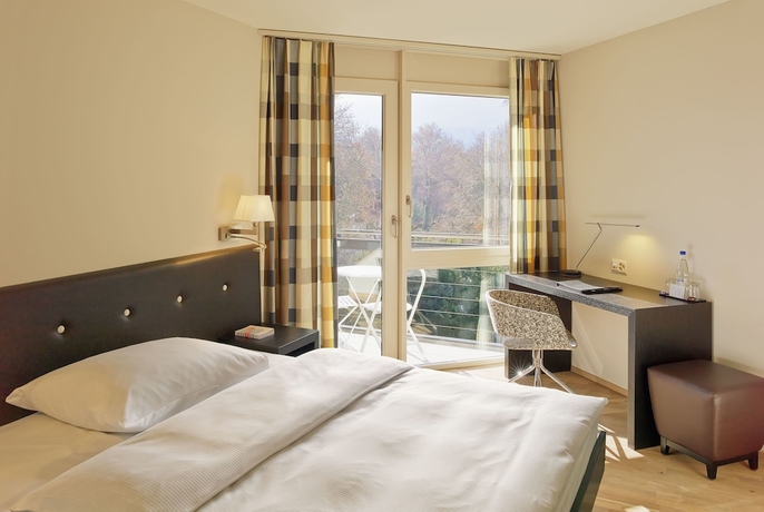 Imagen de la habitación del Hotel Seepark Thun. Foto 8