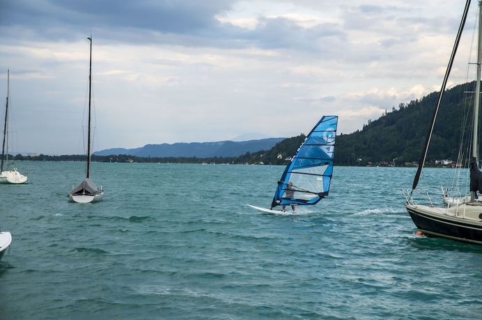 Imagen general del Hotel Seerösl Wörthersee Kärnten. Foto 8