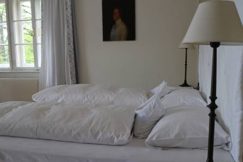 Imagen de la habitación del Hotel Seeschl&ouml;&szlig;l Velden. Foto 9