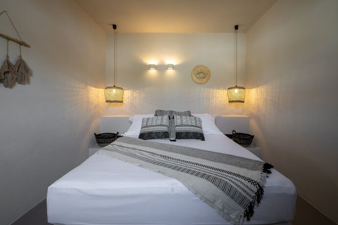 Imagen de la habitación del Hotel Seesoo Paros Beachfront Resort. Foto 11