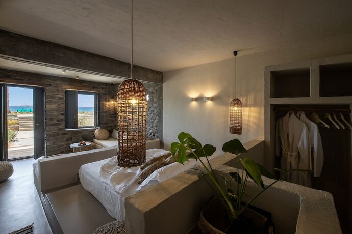 Imagen de la habitación del Hotel Seesoo Paros Beachfront Resort. Foto 18