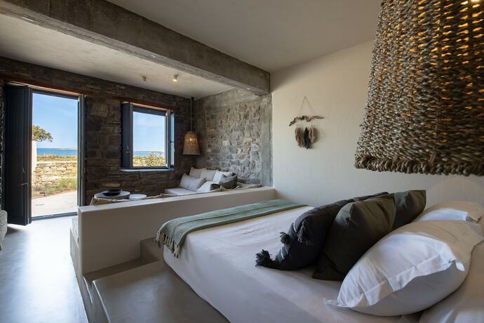 Imagen de la habitación del Hotel Seesoo Paros Beachfront Resort. Foto 20