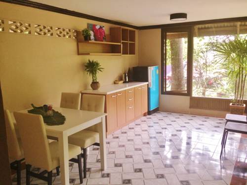 Imagen de la habitación del Hotel Seetanu Bungalows. Foto 10