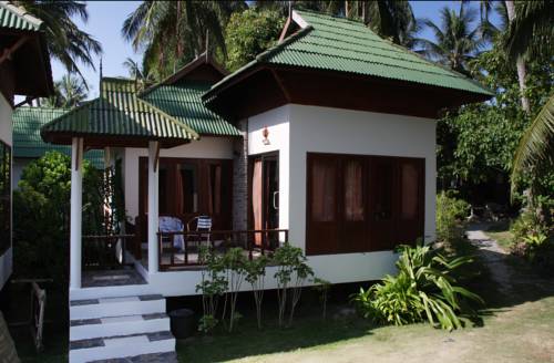 Imagen de la habitación del Hotel Seetanu Bungalows. Foto 11