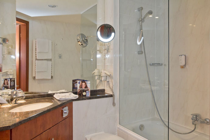 Imagen de la habitación del Hotel Seetelhotel Ostseehotel Ahlbeck. Foto 8