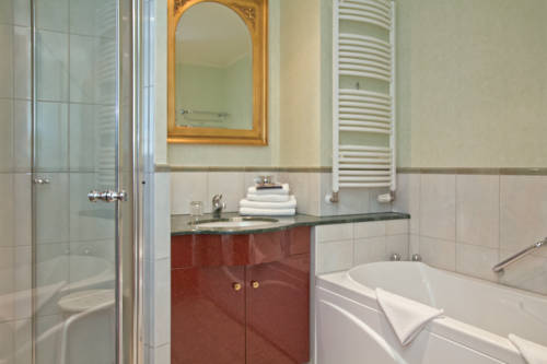 Imagen de la habitación del Hotel Seetelhotel Ostseeresidenz Heringsdorf. Foto 3